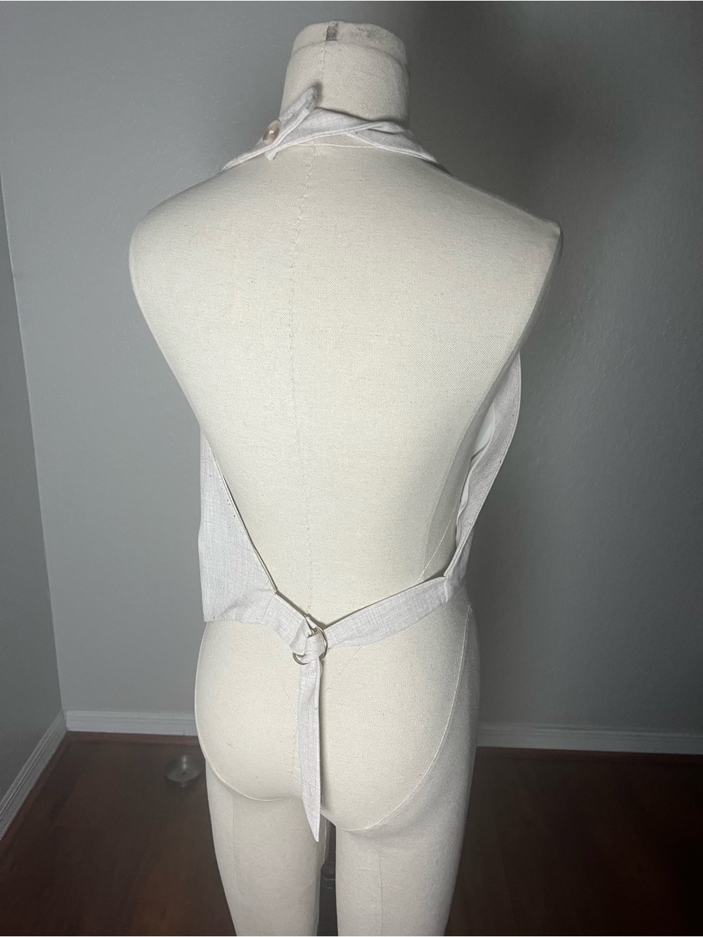 Ivory Button Front Halter Vest - Picture 4 of 5